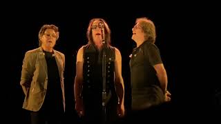 Todd Rundgren doing“Honest Work” live at the Hard Rock Hotel &amp; Casino in Catoosa, OK June 14, 2024.