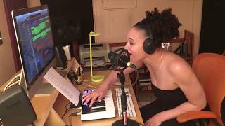 Video thumbnail for Controlling Logic Pro X with iRig Keys I/O by ikmultimedia