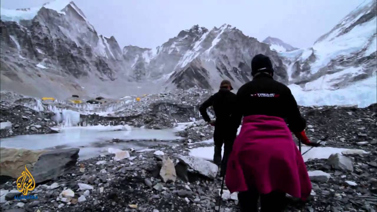 Intensive Care: Doctors on Everest