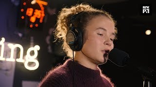 Download lagu P3 Live: Emma Steinbakken 'Not Gonna Cry' mp3 Download lagu P3 Live: Emma Steinbakken 'Not Gonna Cry' mp3