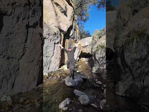 Me subí a la Piedra Encajada en Los Hornillos!