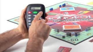 Hasbro Монополия Юниор с банковскими карточками (E1842) - відео 6