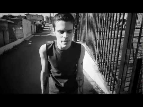 Elephant "The Let-Go" featuring Yo! Majesty