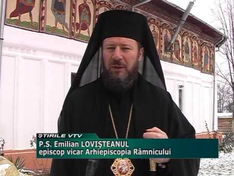 Sfanta liturghie la Ionesti.mpg