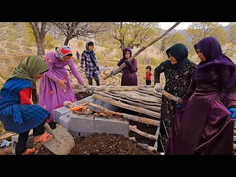 , title : 'Village Women Trying to Build Chicken Nest'