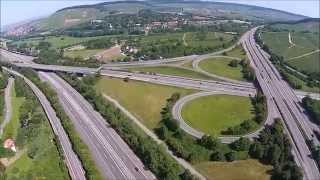 preview picture of video 'Weinsberger Kreuz - Autobahnkreuz: Luftvideos / Luftaufnahmen Heilbronn.'
