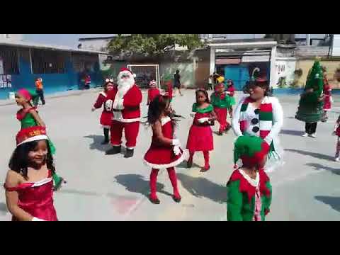 Fernando en fiesta navideña