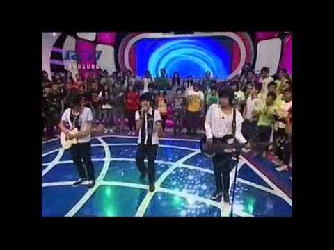 De'Meises Tampil di Dahsyat