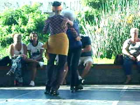 Paula Souto + Igor de Bruyn + Bebê do Góes