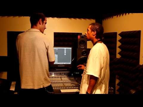 stephen top dog studios & tillary working together 003