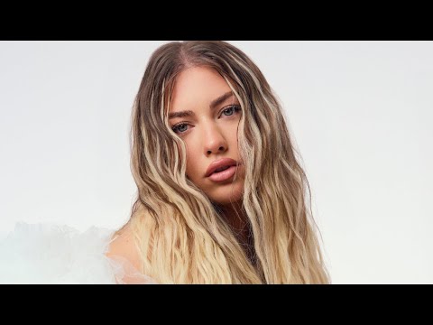 JO - In cinstea mea | Lyric Video