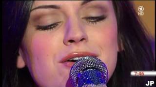 Amy Macdonald - Spark - Unplugged July 2010