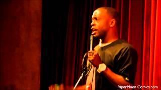 PAPERMOON COMICS.COM