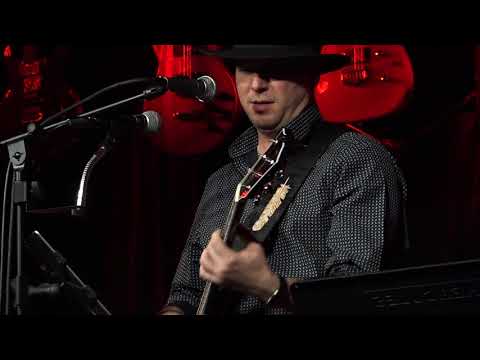 Josh Logan  Live! at Jelley's JamRoom!