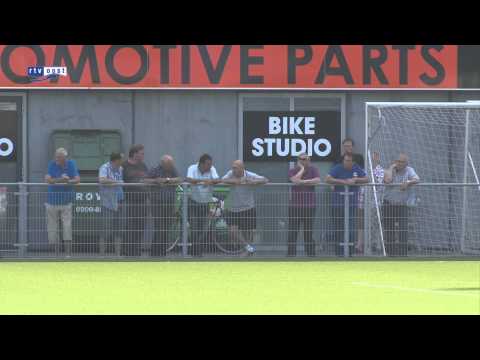 Stef Nijland in spits bij PEC Zwolle tegen Ajax