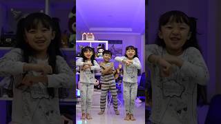 Download lagu DRAFT | MANGU REMIX BARENG KHRISNA #kembar #jogetviral #trends #shorts mp3 Download lagu DRAFT | MANGU REMIX BARENG KHRISNA #kembar #jogetviral #trends #shorts mp3