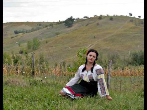 Alexandra Ulea- Haideti mai flacai la joc(Corogheasca)