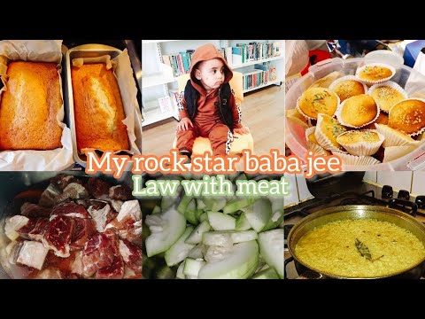 Baking cup cakes for Luqman 🎂 Rock star baba ji 👌 🙌