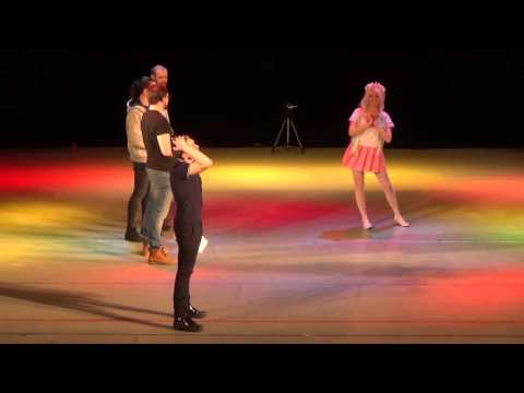 M.O.con 2016: Антикосплей. Ледяна-тян и ЗЛОЙ ОГОНЕК ( стримерша Карина)