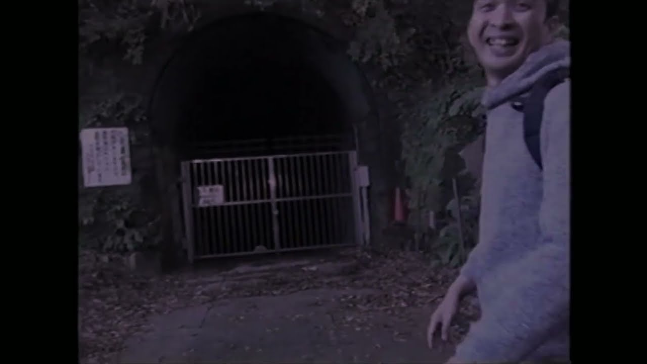 【心霊】仕事仲間と一緒に観光に行った先で映り込んだものが…