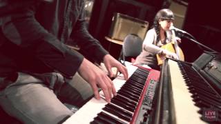 Mark Berube - «Carnival» en session acoustique