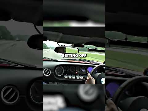 Ford GT Gets Chased By Cops 😂