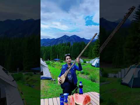 Uyghur Musical Instrument - Tembur