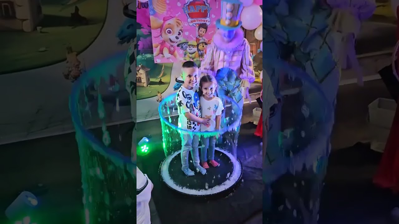 Bubble Show Vienna – Egor Hahuleac as Arlequin ✨ | Fancy Bubbles EU