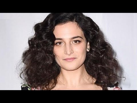 (Ep157): Reading COMMENTS about JENNY SLATE from her own Instagram!