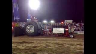 preview picture of video 'Flash Powers II au tracteur pulling de Bouconville'