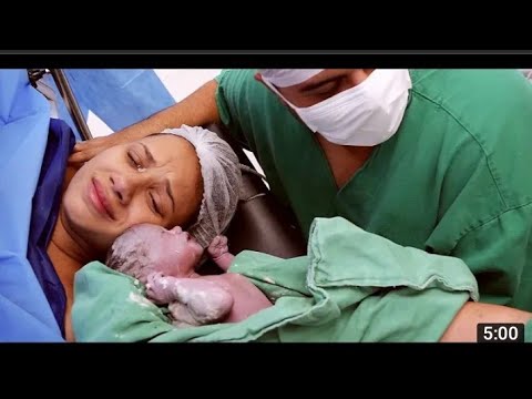 Elle donne naissance à son bébé même si elle savait qu'elle ne survivrait pas pour sauver d'autres🤱 Video