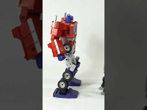 My Robosen Elite Optimus Prime Died Mid Shoot #shorts #transformers #optimusprime