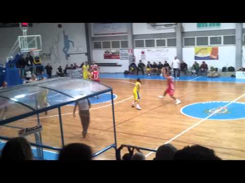 Airino Termoli-Penta Basket Teramo 62-67 (1/3)