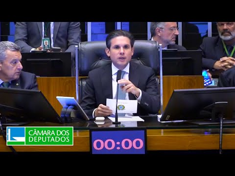 Plenário aprova projetos na área de segurança pública - Plenário - 21/10/25