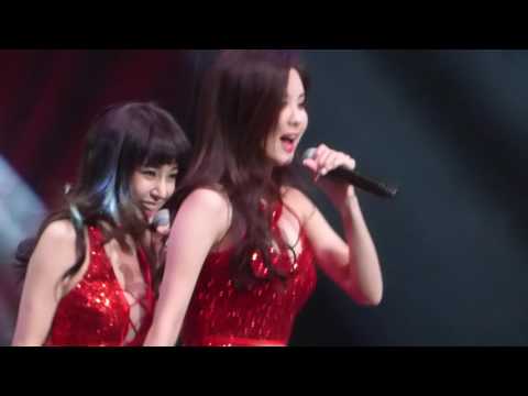 160731 Girls Generation-TTS (소녀시대-태티서) - Holler || KCON LA 2016 Day 2