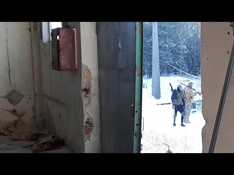 Zachem opuszczona hala i goście z bronią  #urbex  #eksploracja