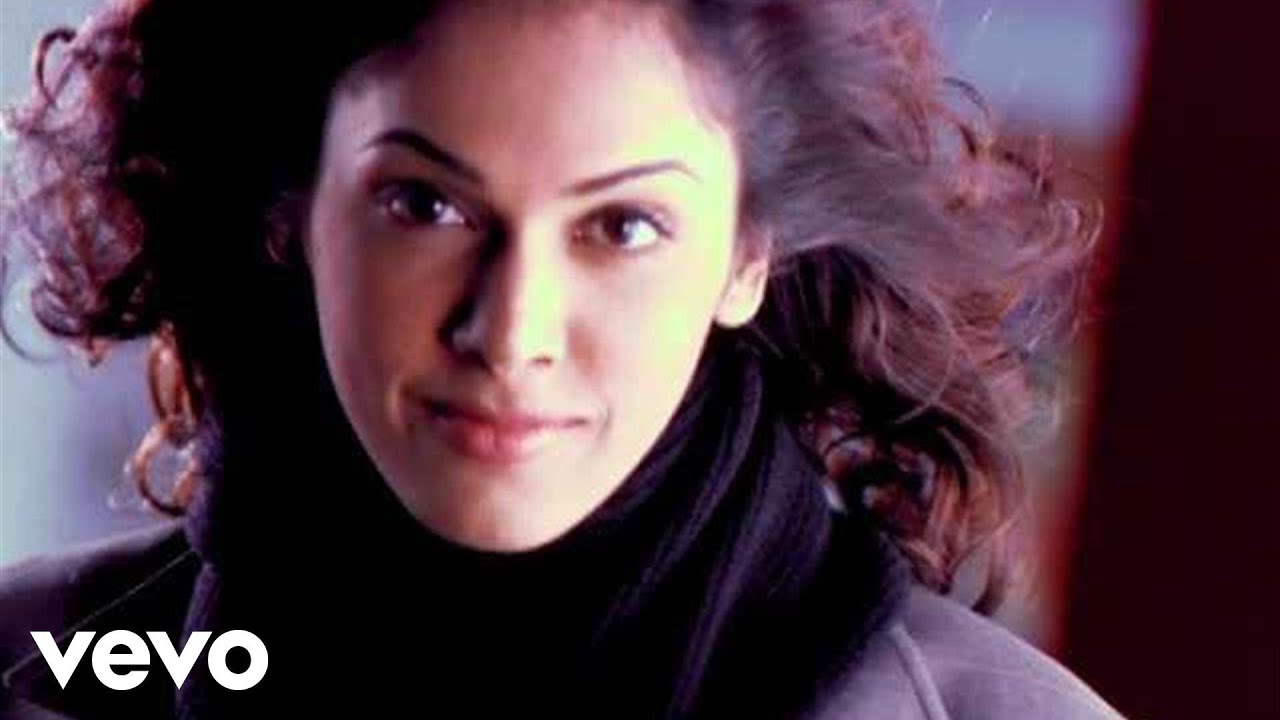 Patli Kamar Lyrics | Patli Kamar | Vasundhara Das, K. K.