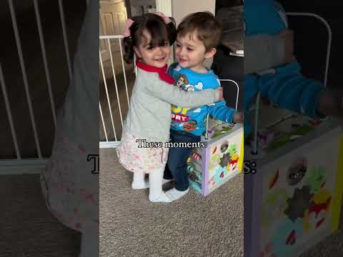 "Twin Love: Heartwarming Moments Between Boy and Girl Twins! 👫❤️"