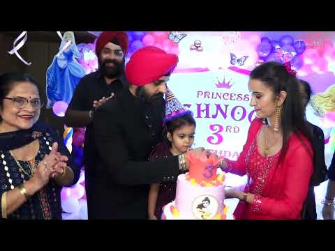 ASHNOOR 3RD BIRTHDAY - Cake Cutting
