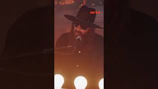 Sébastien Tellier offre un concert hypnotisant au cœur du Théâtre de Mirecourt –ARTE Concert
