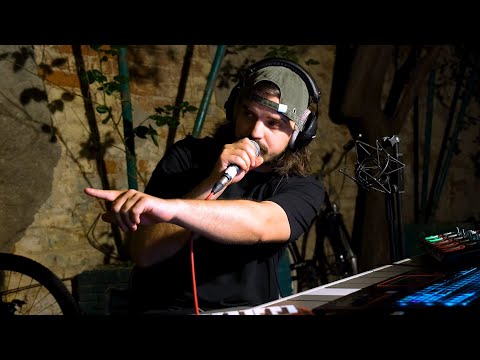 Vlad Flueraru - Anturaj (Live Session)