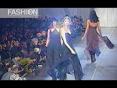 CHANEL Fall 1993 Paris - Fashion Channel