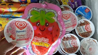 Drama buying strawberry flavored Walls ice cream at Indomaret ⁉️ I like strawberry ice cream #ice...