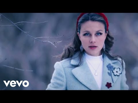 Ekaterina Shelehova - Walking in the Air