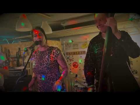 The Gruesomes, The Mergers, Boney & the Shakers 04.10.25 Köln / Muck of the Mires Garage Punk