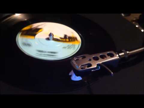 S.S Binns - Boss A Moon