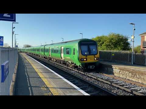 29000 Class Arriving At Laytown