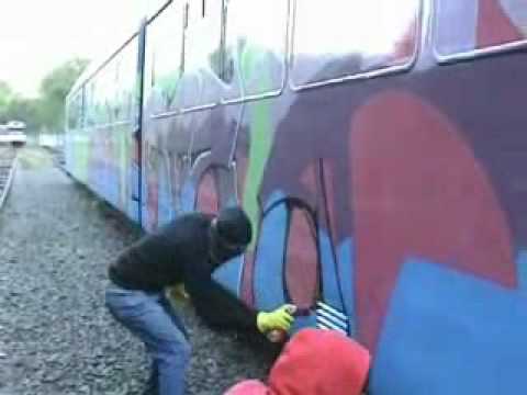 SMK Love Trains Graffiti Action