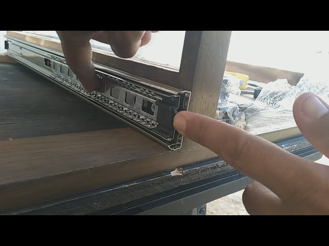Vídeo relacionado con UNYKAch Juego de Dos Railes - Guías Telescópicas Válidas para Armarios de Fondo 80 a 100 cm y Cajas Rack 1U/2U/3U/4U