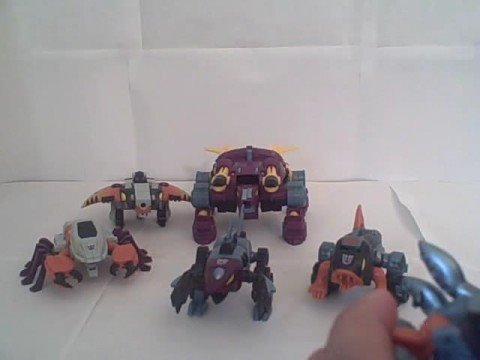 Transformers Collector's Club Exclusive Seacons Piranacon